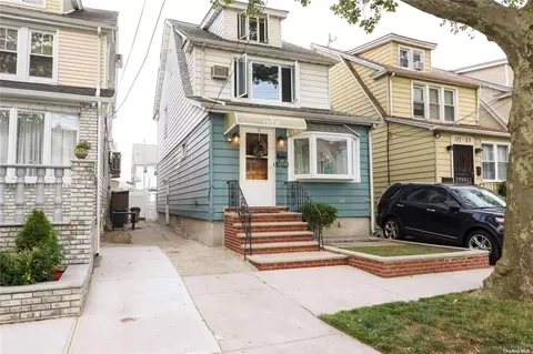 137-31 96th Pl, Ozone Park, NY 11417