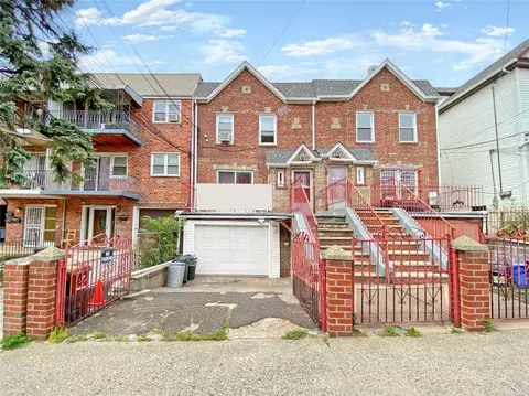 70-51 45th Ave #3, Woodside, NY 11377