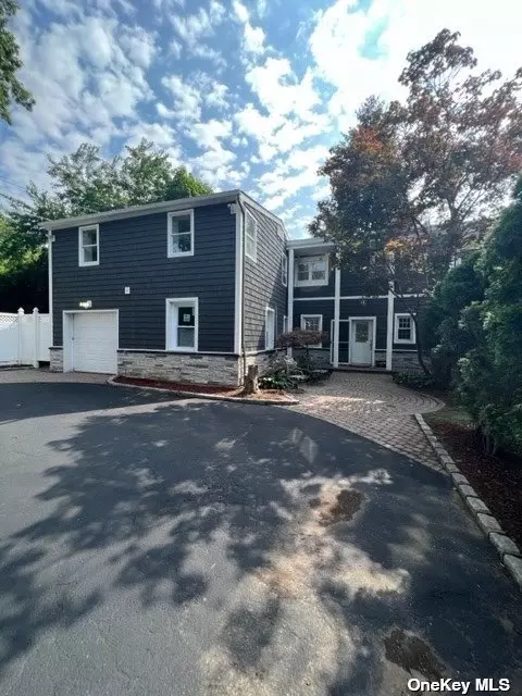 1900 Gregory Ave, Merrick, NY 11566