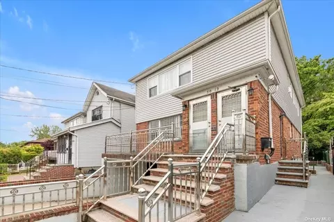 50-12 Kissena Blvd, Flushing, NY 11355