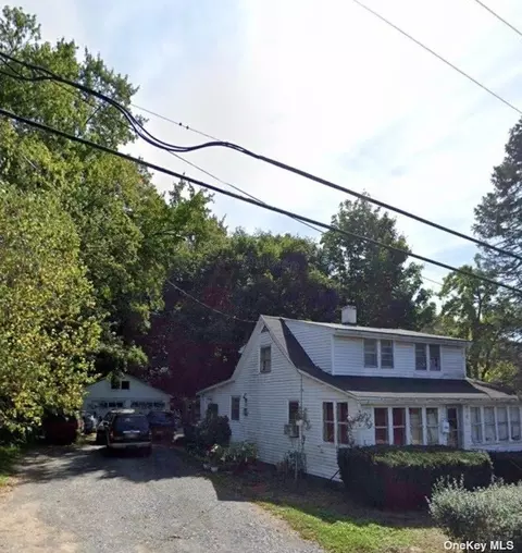48 Glenmere Ave, Florida, NY 10921