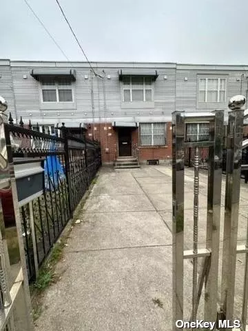 661 Snediker Ave, Brooklyn, NY 11207