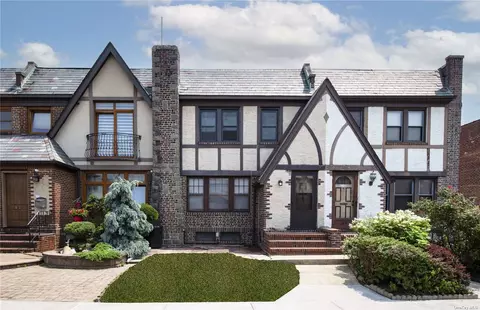 85-18 67 Rd, Rego Park, NY 11374
