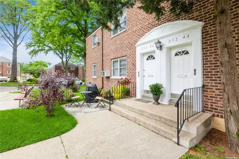 252-44 58th Ave #LOWER, Little Neck, NY 11362