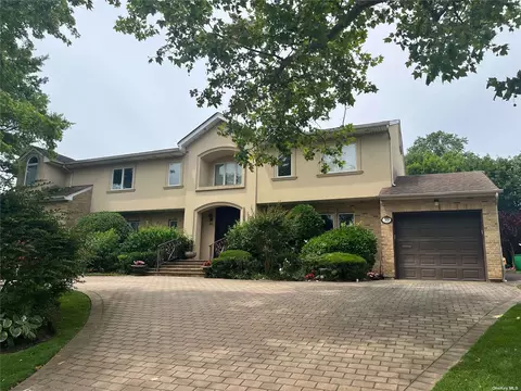 59 Lawrence Ave, Lawrence, NY 11559