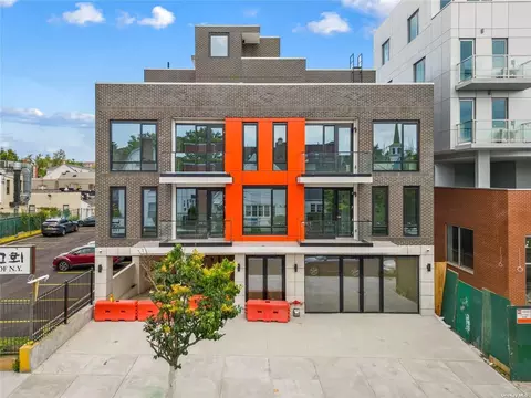 150-15 Barclay Ave #4A, Flushing, NY 11355
