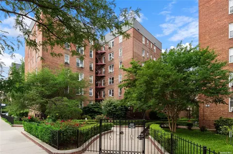 66-40 108 St #1G, Forest Hills, NY 11375