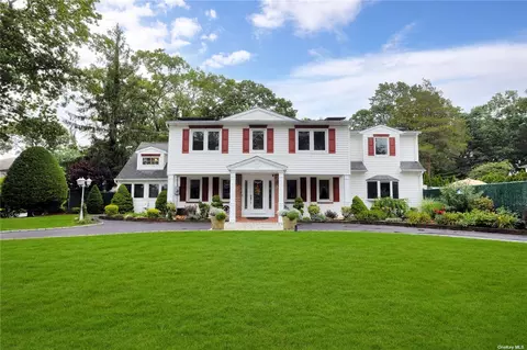 351 Manhattan Ave, Massapequa Park, NY 11762
