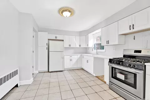 33-36 Mott Ave, Far Rockaway, NY 11691