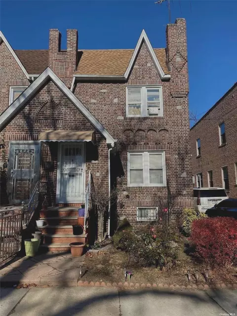 194-35 112th Rd, Saint Albans, NY 11412