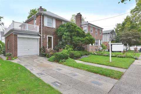 36-29 Clearview Expy, Bayside, NY 11361