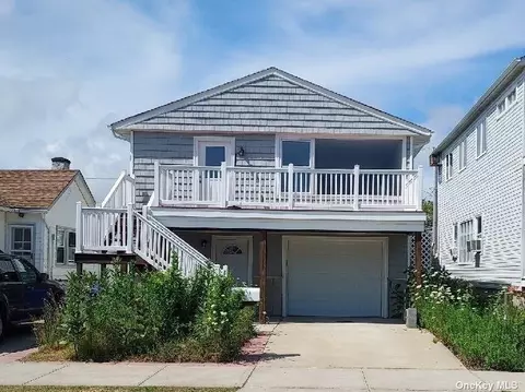 419 E Fulton St, Long Beach, NY 11561