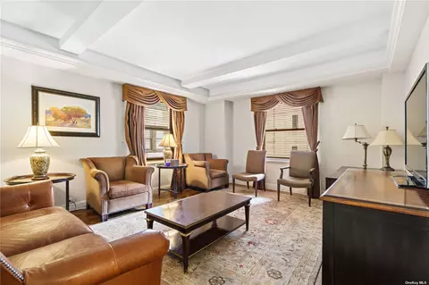 160 Central Park Sq S #756, New York, NY 10019
