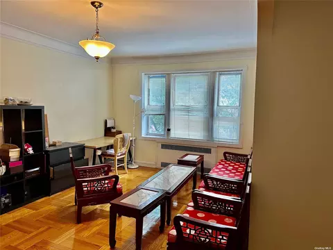 79-01 35 Ave #2C, Jackson Heights, NY 11372