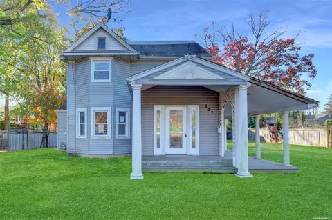 627 Pulaski Rd, East Northport, NY 11731