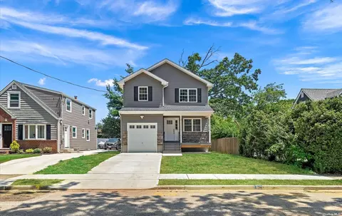 50 Lincoln Rd, Hempstead, NY 11550