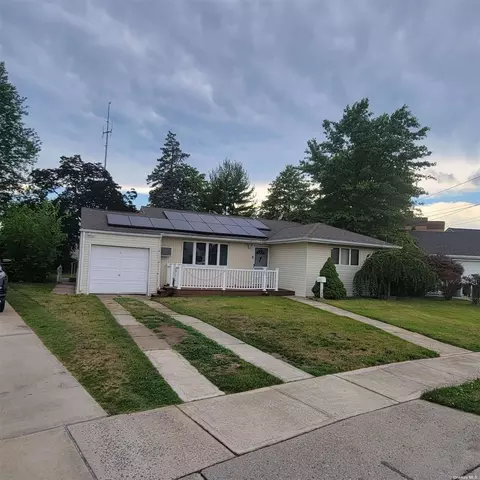 1883 Lincoln Ave, East Meadow, NY 11554