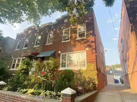 31-19 98th St, Flushing, NY 11369