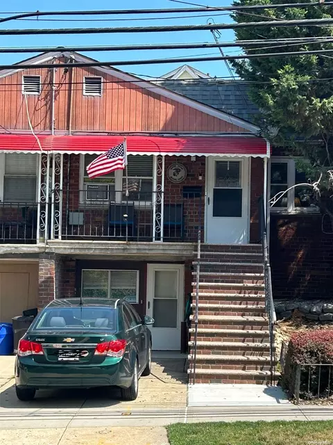 119-19 14th Ave, College Point, NY 11356