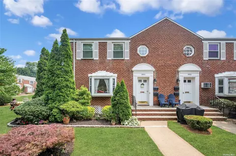 264-20 Langston Ave #A171, Glen Oaks, NY 11004