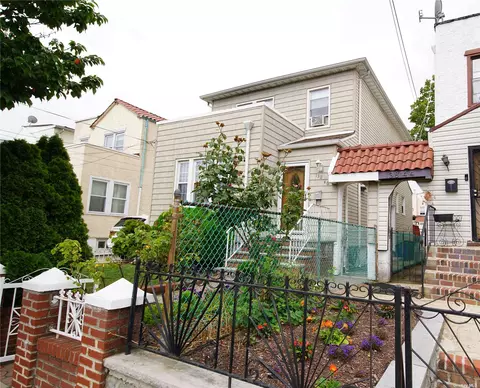 138-46 233rd St, Laurelton, NY 11413