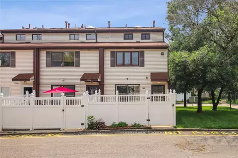 1960 Arthur Kill, Staten Island, NY 10312