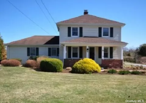 50 S Phillips Ave, Speonk, NY 11972