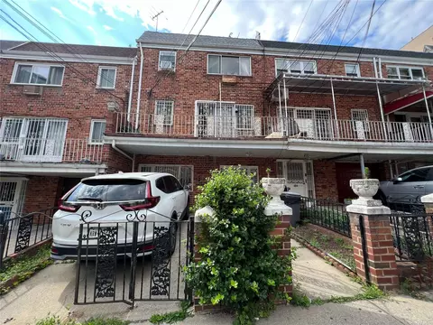 88-19 53rd Ave, Elmhurst, NY 11373