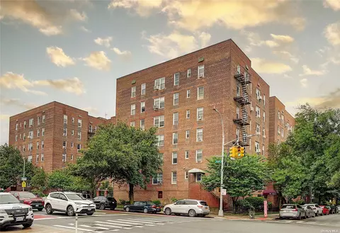 33-05 92 St #3E, Jackson Heights, NY 11372