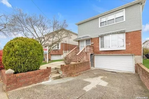 253-65 149th Ave, Rosedale, NY 11422