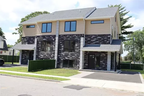 181 Willow Ave, Hempstead, NY 11550