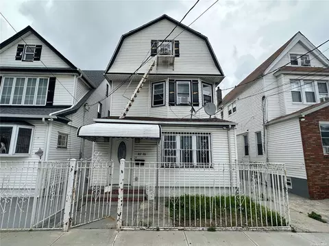 97-15 129th St, Richmond Hill, NY 11418