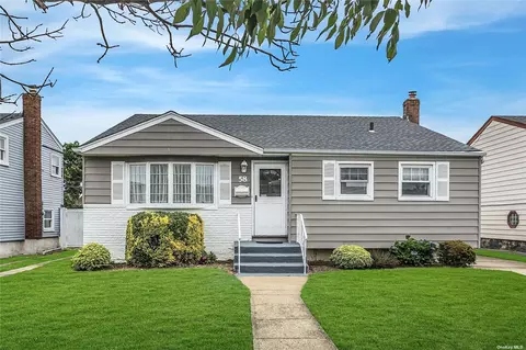 58 Howard Ave, Freeport, NY 11520