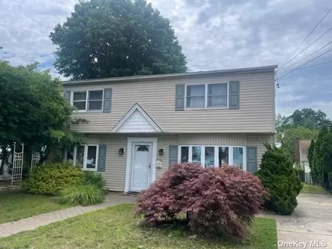 46 Libby Ave, Hicksville, NY 11801