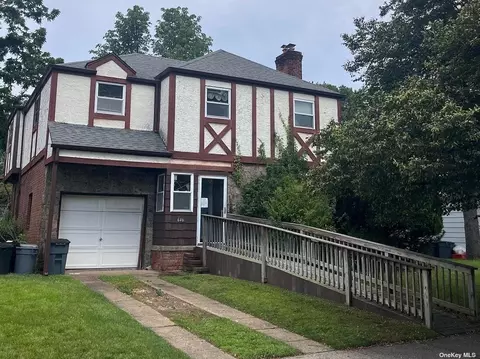 646 Adams Ave, West Hempstead, NY 11552