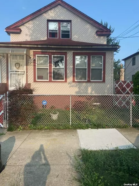 146-77 181st St, Springfield Gardens, NY 11413