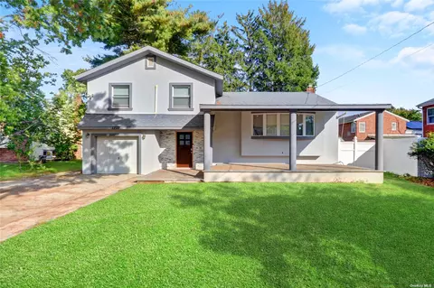 1235 Village Ave, Baldwin, NY 11510