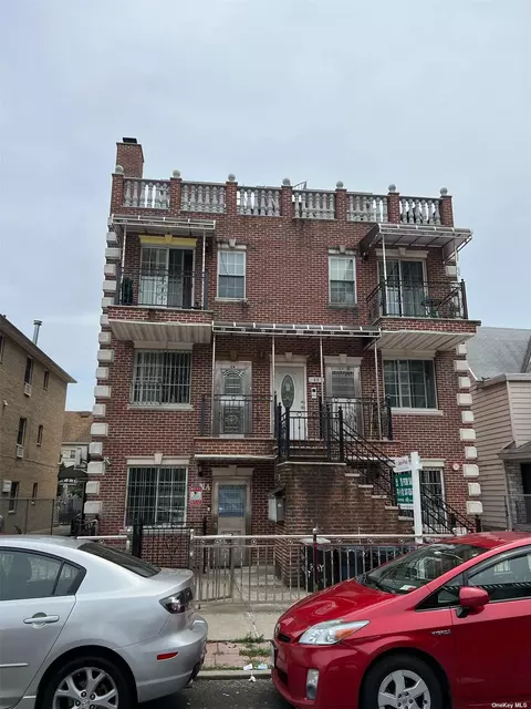 69 Bay 20th St #3C, Brooklyn, NY 11214