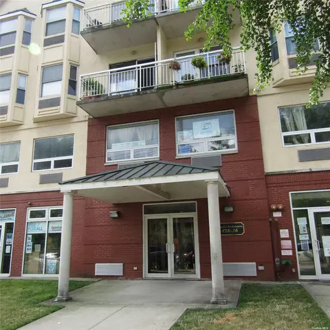 178-36 Wexford Ter #3F, Jamaica, NY 11432