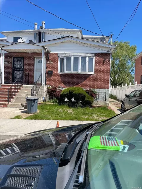 236-01 Bentley Rd #A, Jamaica, NY 11422