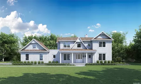 11 Happy Ln, Westhampton Beach, NY 11978