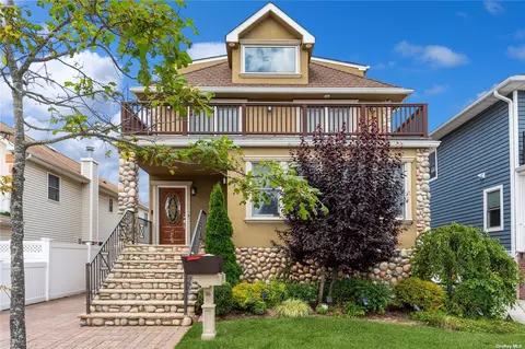 225 E Walnut St, Long Beach, NY 11561