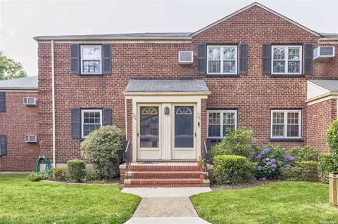 210-05 B 73 Ave #UPPER, Bayside, NY 11364