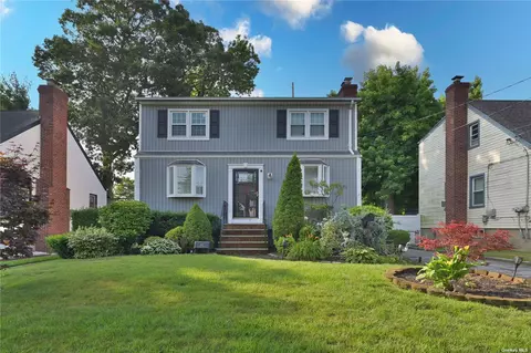 65 Foster Ave, Valley Stream, NY 11580
