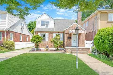 106 Central Blvd, New Hyde Park, NY 11040