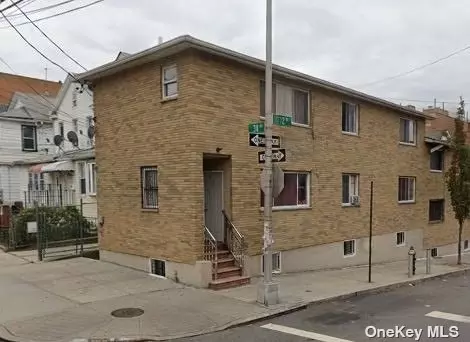 37-26 112th St, Corona, NY 11368