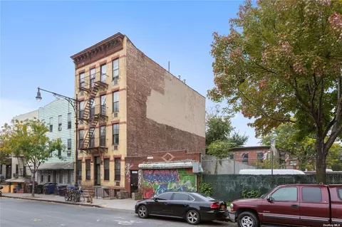 149 9th St, Brooklyn, NY 11215