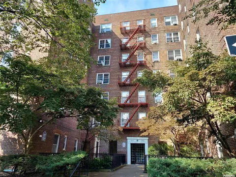 39-30 52 St #2B, Woodside, NY 11377