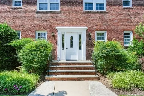 33 Floral Blvd #1A, Floral Park, NY 11001