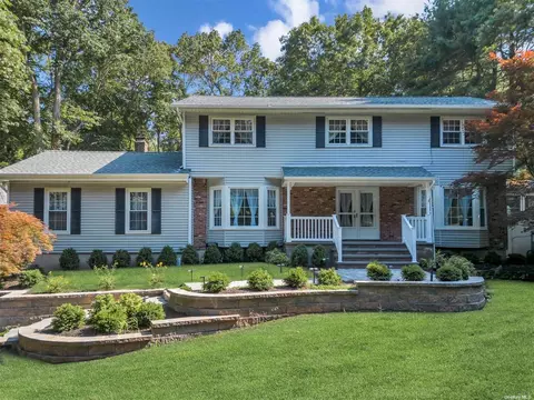 212 Lower Sheep Pasture Rd, East Setauket, NY 11733